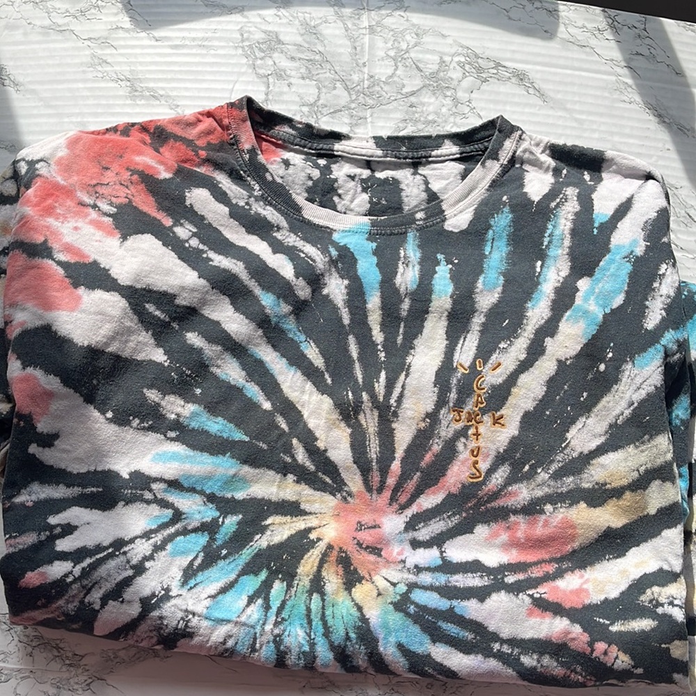 CACTUS JACK HIGHEST IN THE ROOM TRAVIS SCOTT TSHIRT IN GREAT CONDITION S…